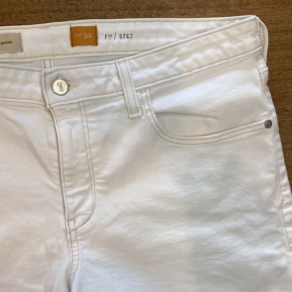 NWOT Pilcro and the Letterpress White Denim Shorts - Picture 4 of 7